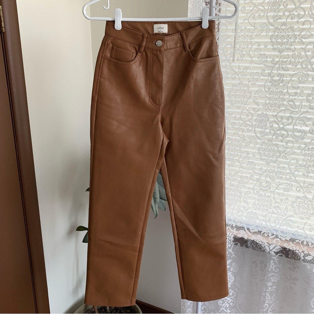 Aritzia Wilfred Melina Cropped Pant